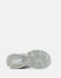 New Balance - 1906 Lace Grade School - Kids