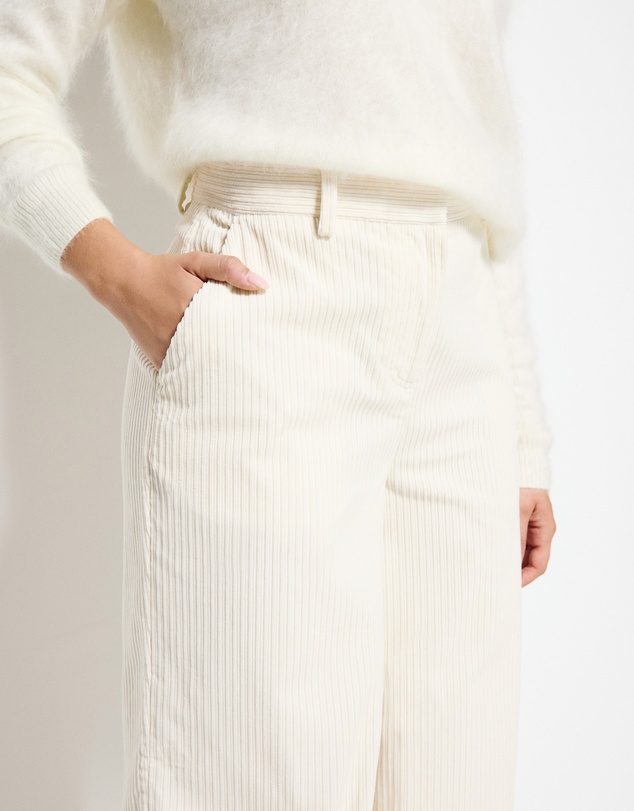 Commonry - Madelyn Pant
