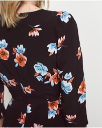 Sosandar - Floral Print Sweetheart Neck Dress