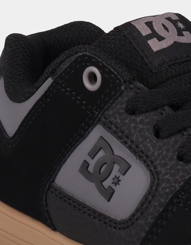 DC Shoes - Boys 8 to 16 Pure Skate Shoes