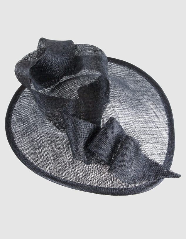 Max Alexander - Navy Plate Racing Fascinator