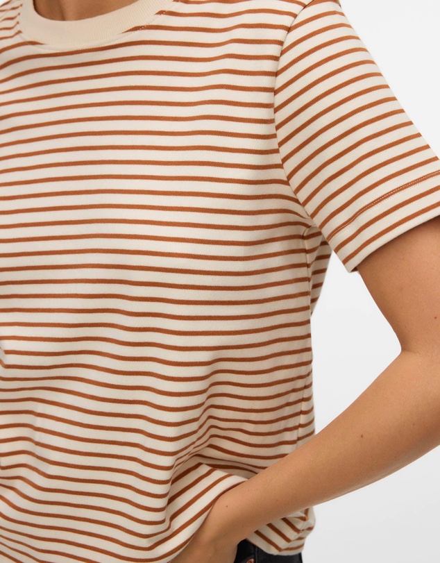 Vero Moda - Jada Naima T-Shirt
