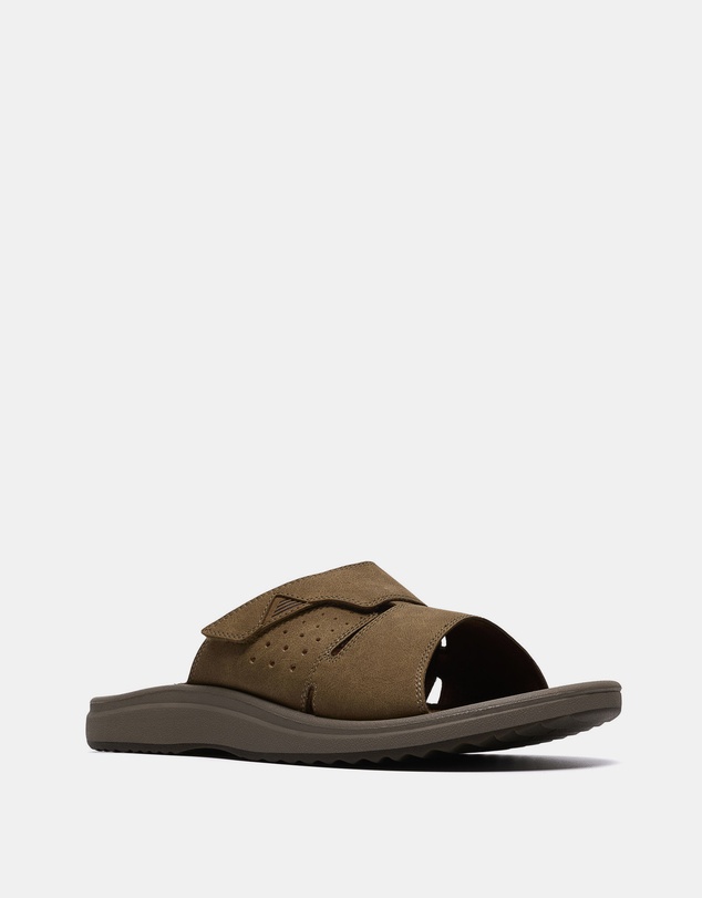 Clarks - M Brinkley Slide Sand
