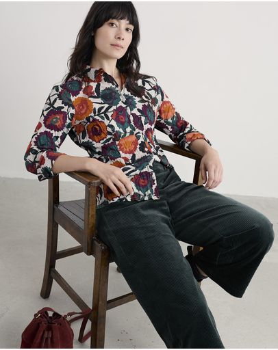 Figurative Floral Aran