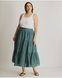 Atmos&Here Curvy - Clara Plisse Tiered Maxi Skirt