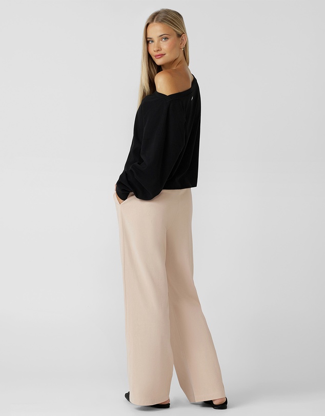 Lorna Jane - Cloud Soft Relaxed Fit Long Sleeve Top