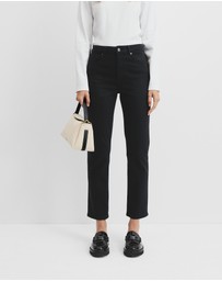 Country Road - High Rise Slim Jean