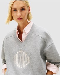 Tommy Hilfiger - Flex Fleece Logo Embroidery V-Neck Sweatshirt