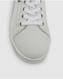 Easy Steps - Whisper