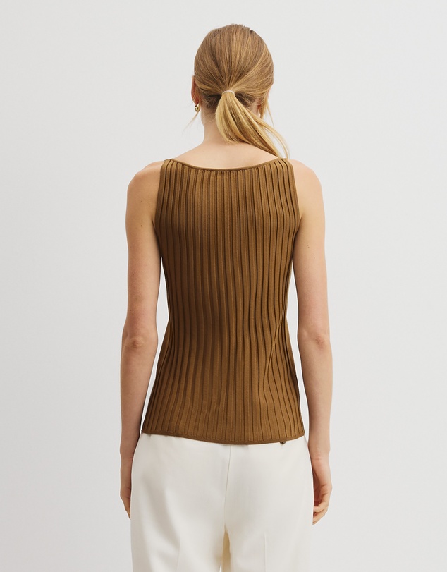 Country Road - V-neck Rib Detail Knit Tank