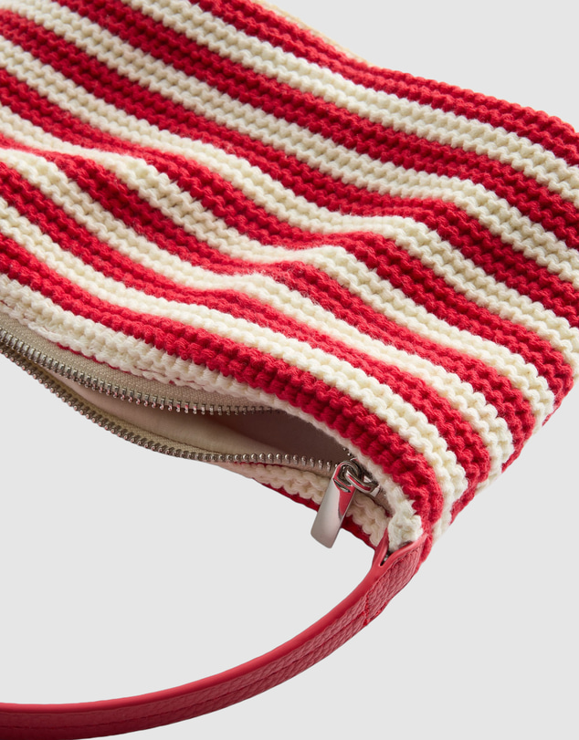 GAP - Crochet Mini Bag