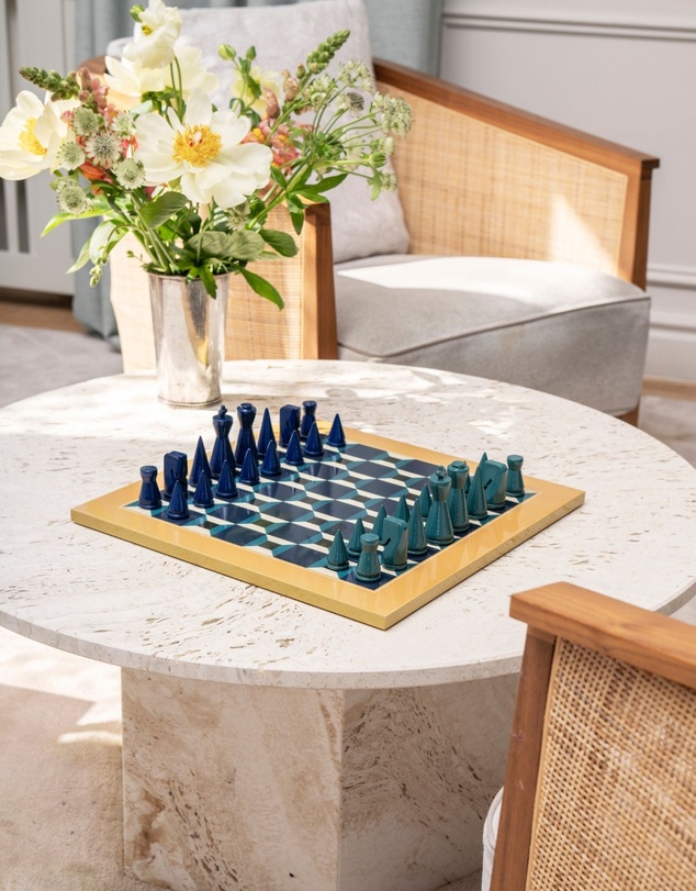 Printworks - Classic Games Chess Lacquered Athena