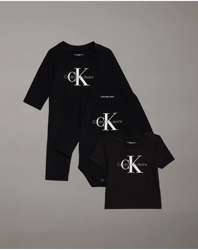 Calvin Klein Jeans - Newborn Essentials Logo Giftset