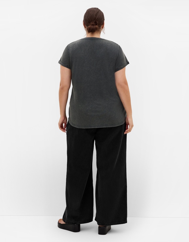 City Chic - Plus size Cuffed Sleeve Bow Tee - charcoal wash