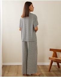 Atmos&Here - Ruby Houndstooth Long PJ Set