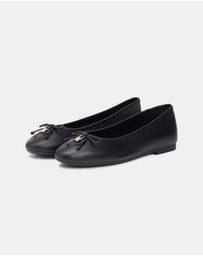 Tommy Hilfiger - Martina Hilfiger Smooth Leather Ballet Flats - Women's