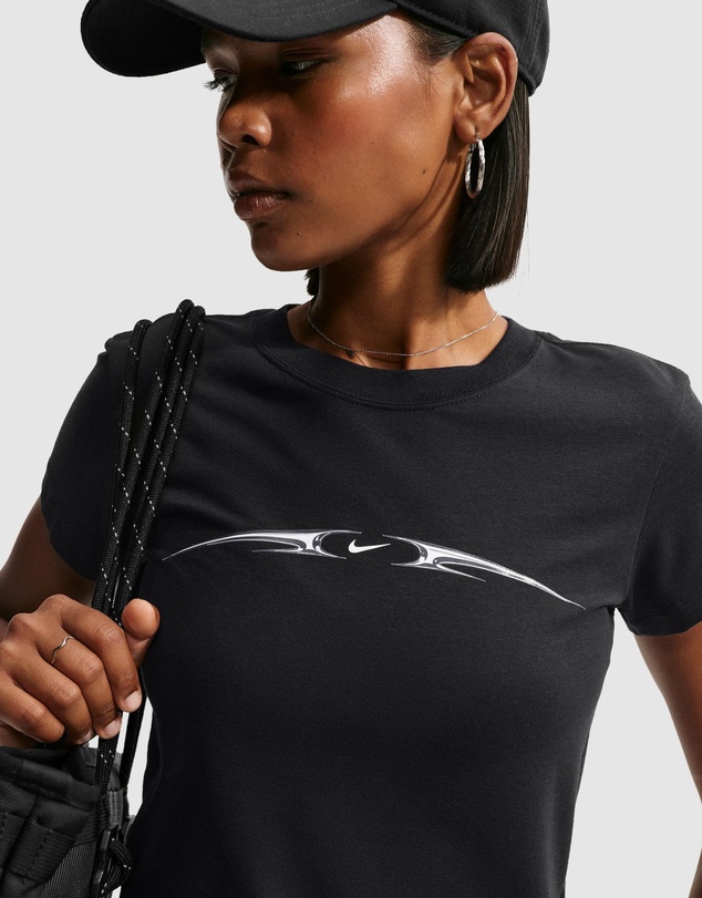 Nike - Sportswear Chill Knit Slim Cropped T-Shirt