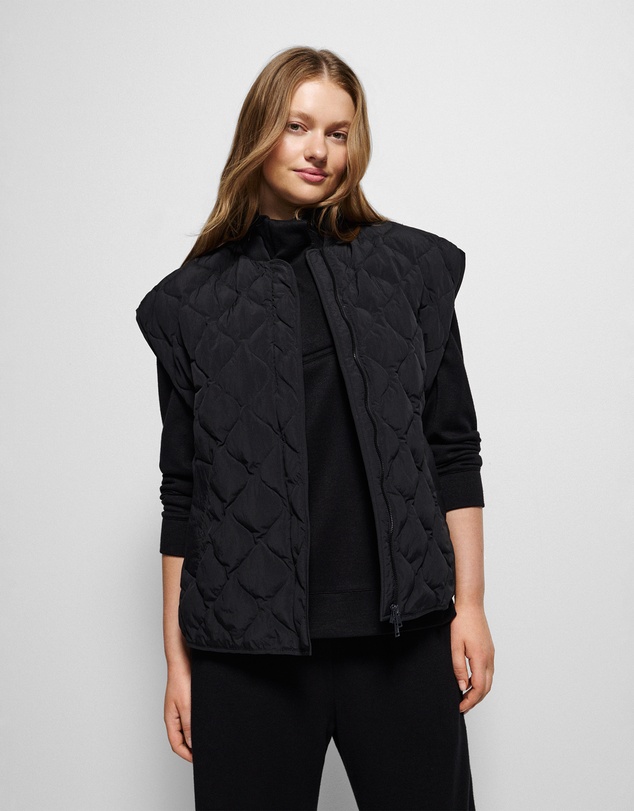 Commonry - Bridget Gilet