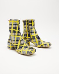 Camper - Niki Ankle Boots - Women's