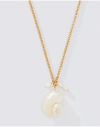 8 Other Reasons - Conch Necklace