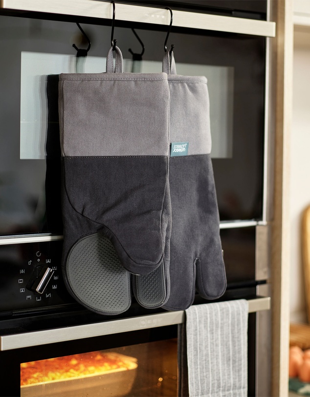 Joseph Joseph - Pinch™ Easy-Grip Oven Gloves (Single)