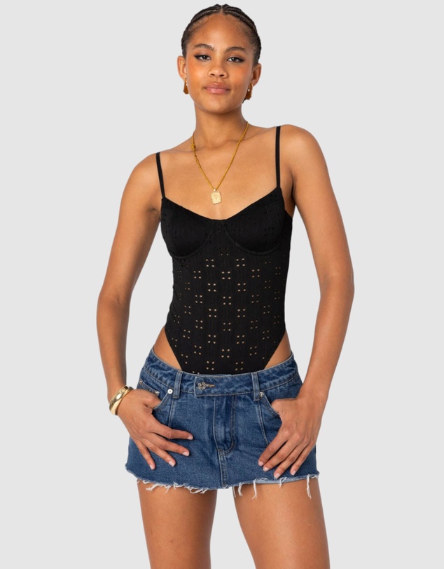 EDIKTED - Raven Cupped Eyelet Bodysuit