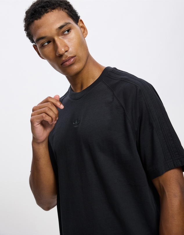 adidas Originals - Premium Essentials T-Shirt