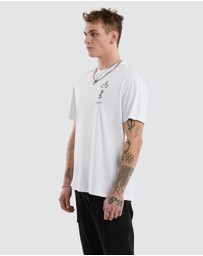 Kiss Chacey - Division Relaxed Tee