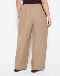 Commonry - Brienna Pant