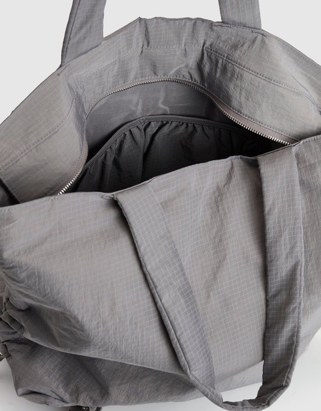 Nere - n.motion Large Tote Bag