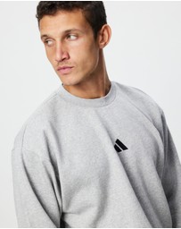 adidas Sportswear - Essentials Feelcozy Fleece Sweatshirt