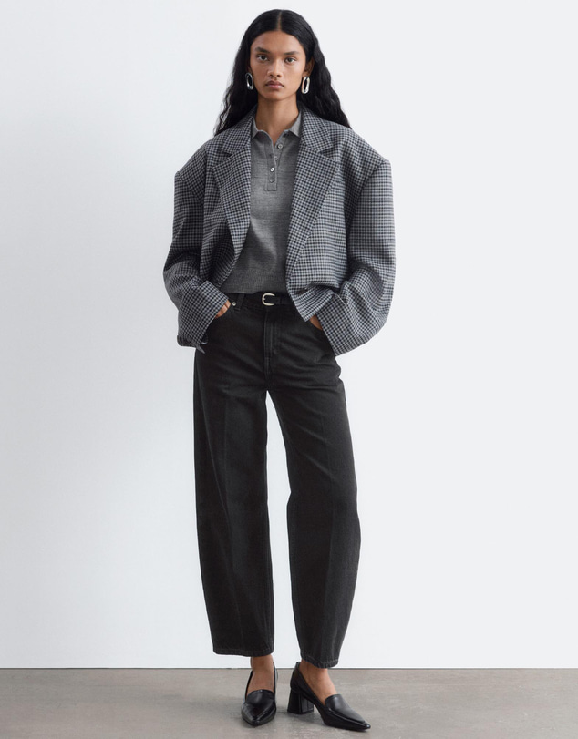 & Other Stories - Tapered Barrel Jeans