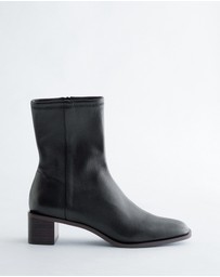 & Other Stories - Nappa Sock Boots