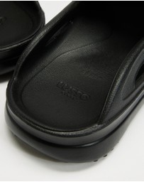Lusso Cloud - Scenario Slides - Unisex