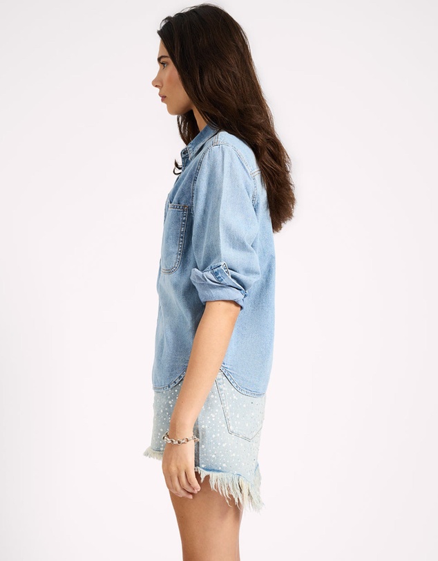 ONE TEASPOON - Nixie Classic Fit Denim Shirt - Fleetwood Blue
