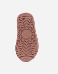Ozwear Connection Uggs - Ugg Kids Mini Boots (Water Resistant)