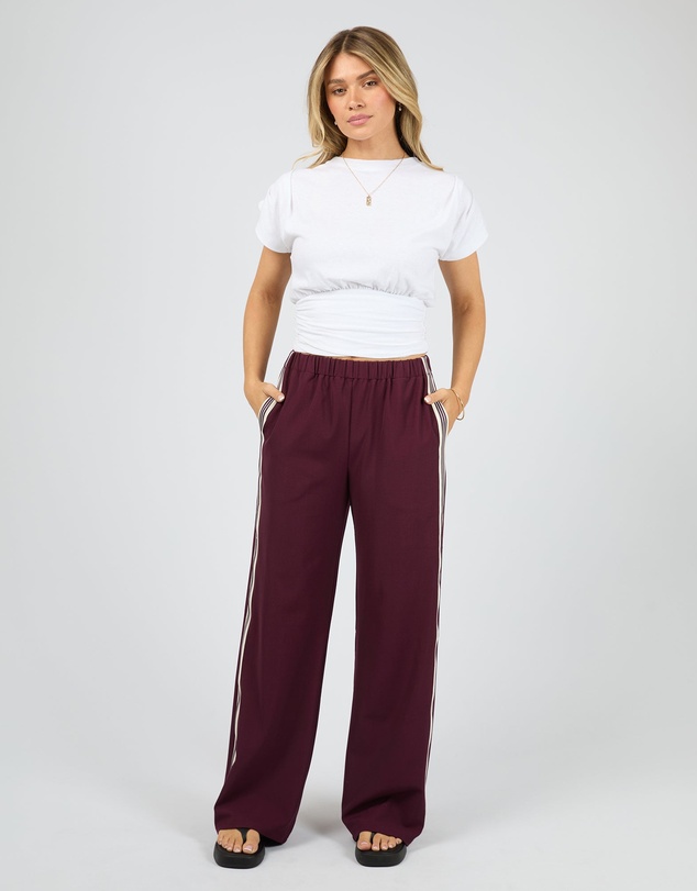 All About Eve - Lina Pant Wine