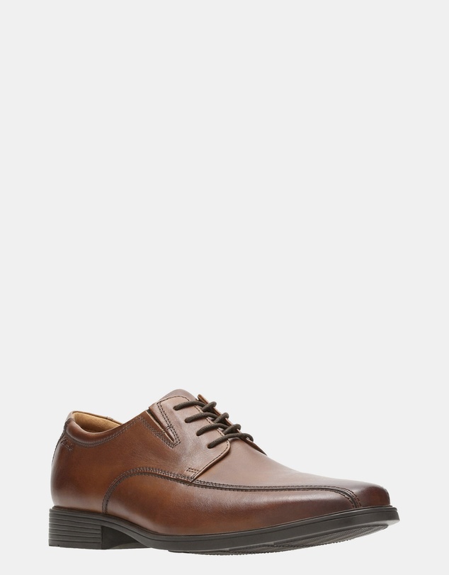 Clarks - Tilden Walk Dark Tan