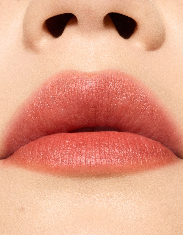MAC - Powder Kiss Hazy Matte Lipstick