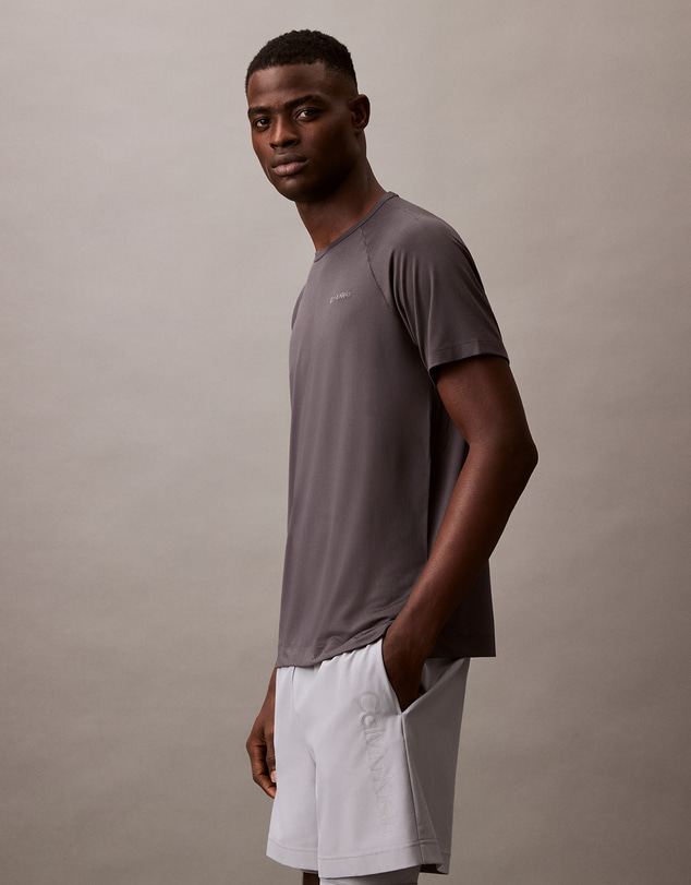 Calvin Klein - Soft Stretch Sport Crewneck Tee