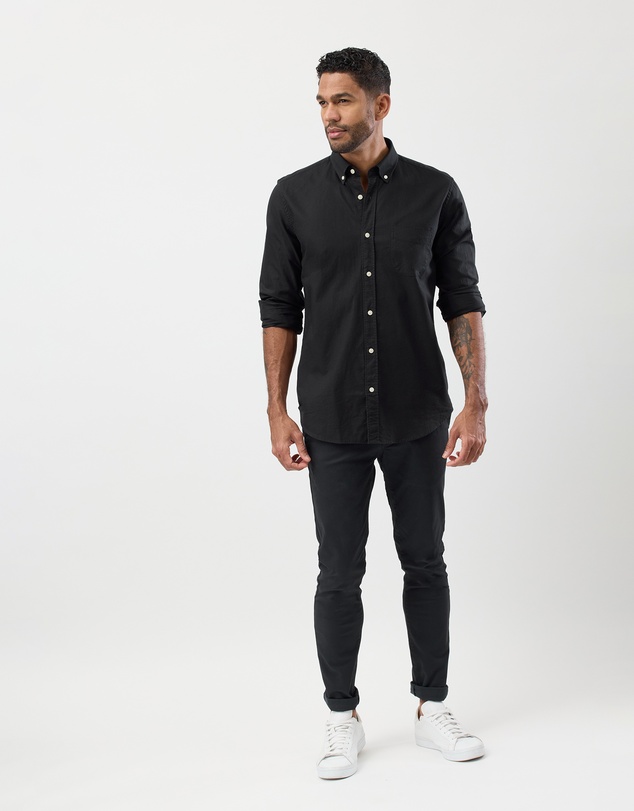 Wayver - The Button-Down Oxford Shirt