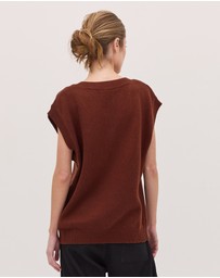 Cloth & Co. - The Vest