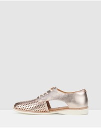 Rollie - Sidecut Punch Shoe
