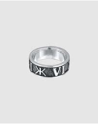 Kuzzoi - ICONIC EXCLUSIVE - Ring Signet Roman Numerals Enamel in 925 Sterling Silver