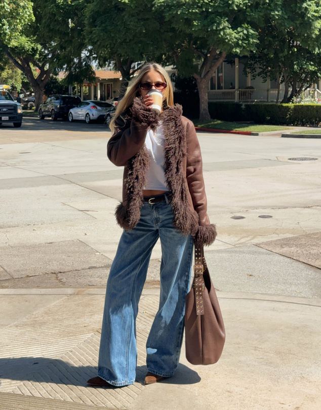 Beginning Boutique - Carrie Blue Mid Wash Low Rise Jeans