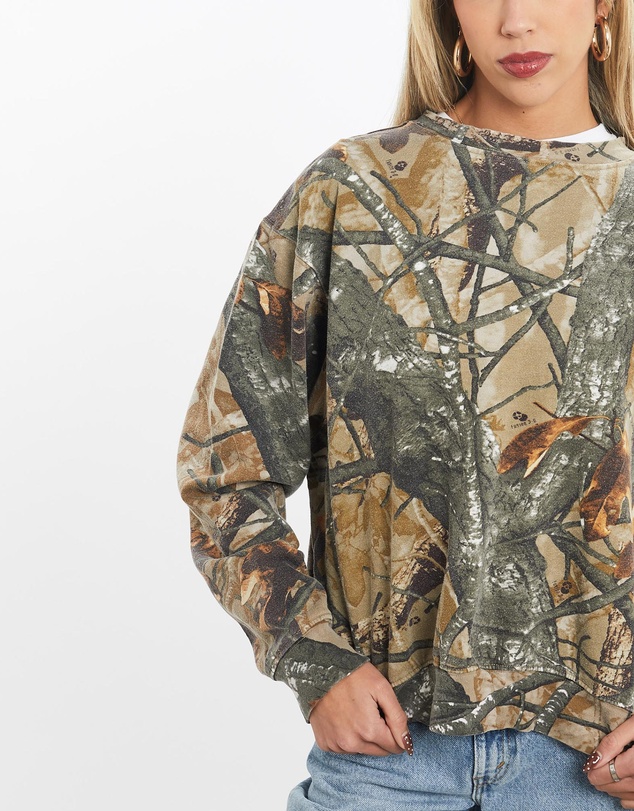 Vintage by The Real Deal - Pre Loved - Vintage Realtree Camo Sweatshirt