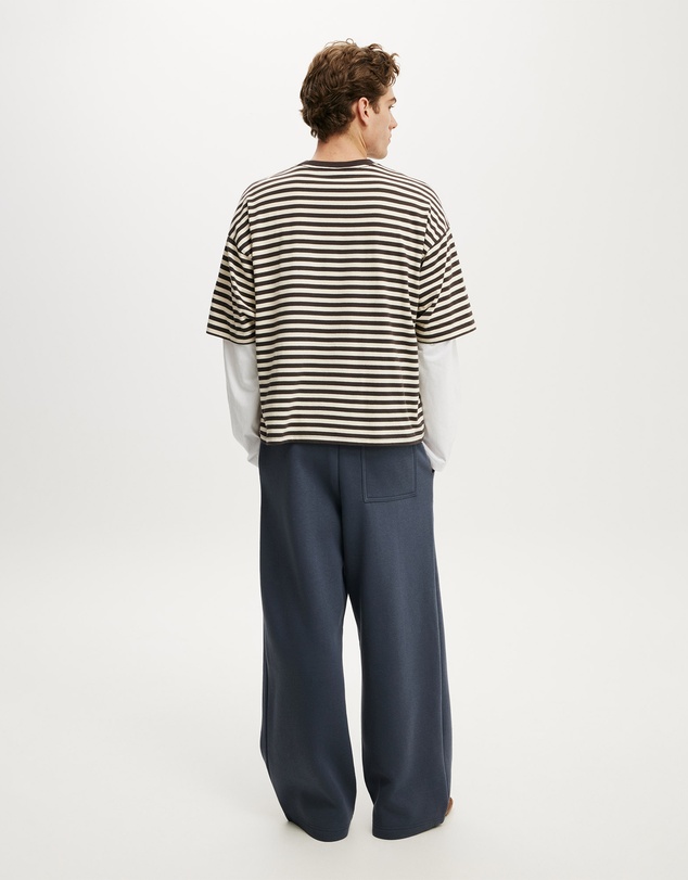 Cotton On - Super Baggy Track Pant