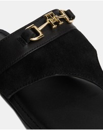 Tommy Hilfiger - Mixed Leather Thongs - Women's