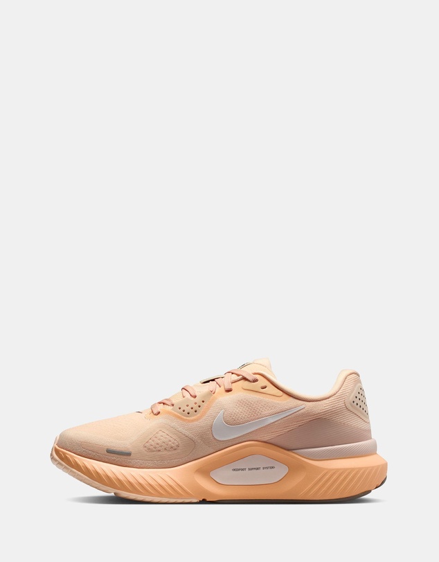 Nike - Structure 26 - Women's