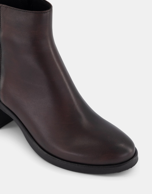 Shelly Shen - Elect Boots